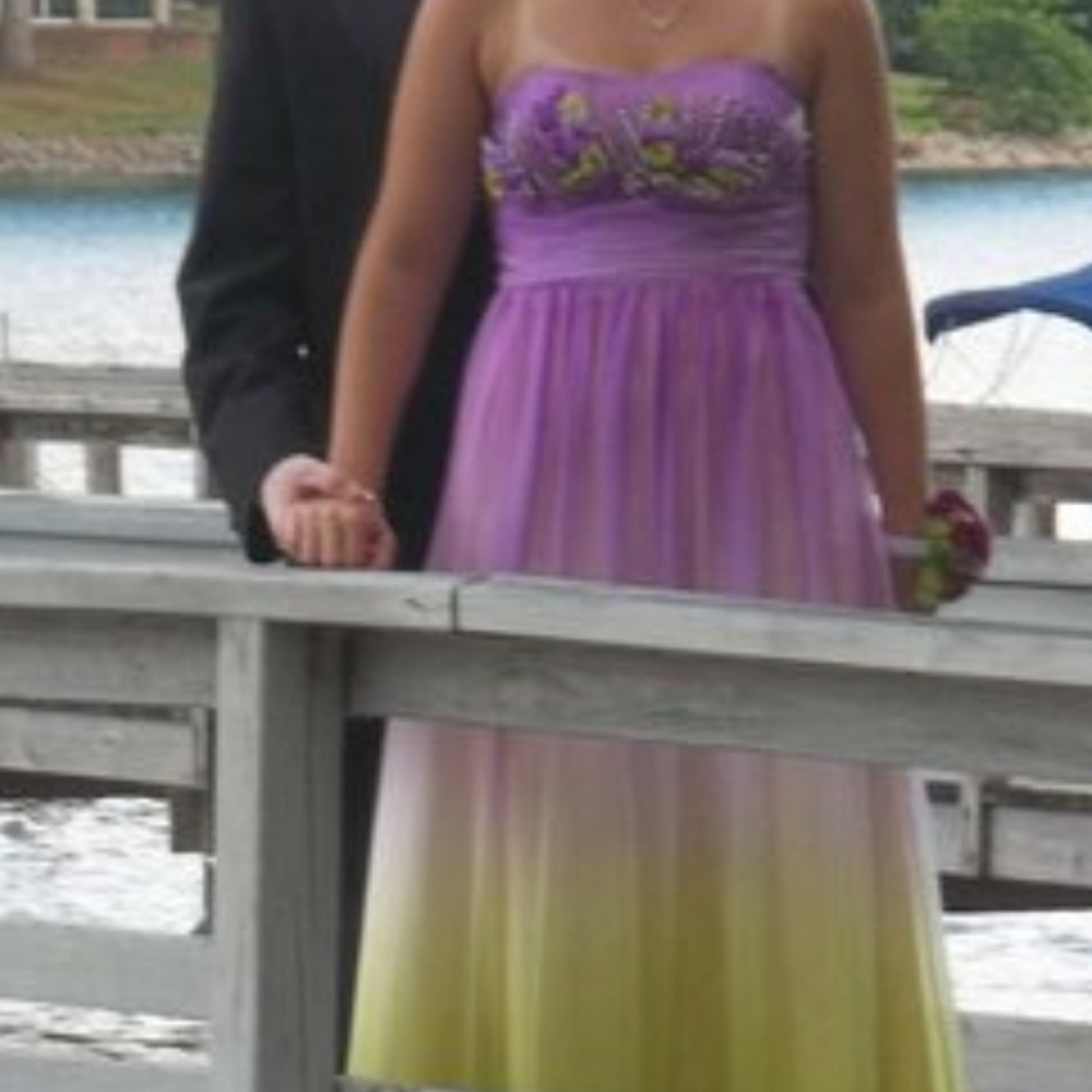 Prom - Picture 5 of 5